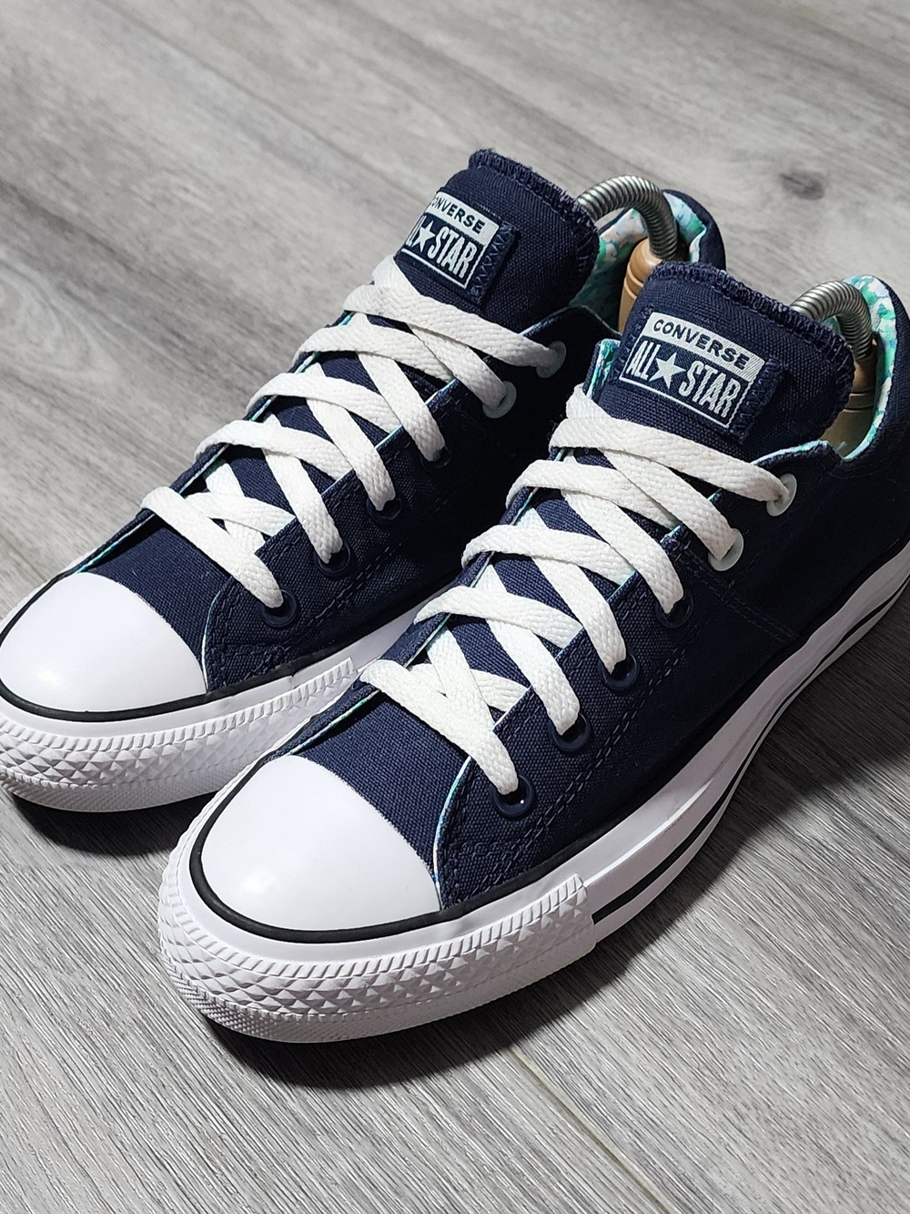 Converse Chuck Taylor Low Top Thick Tongue Blue Canvas Sneakers Womens Size 9